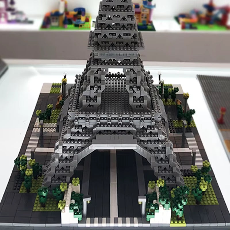 3D Micro Building Blocks Eiffel Tower Model Set -  Architecture Construction Kit Ages 14+